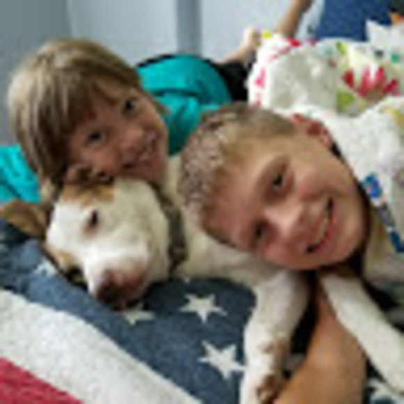 Meet your Posher, Cindy - Picture 1 of 1